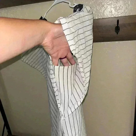 Madewell Embroidered Butterfly Dress in Stripe Size Medium - Picture 8 of 11